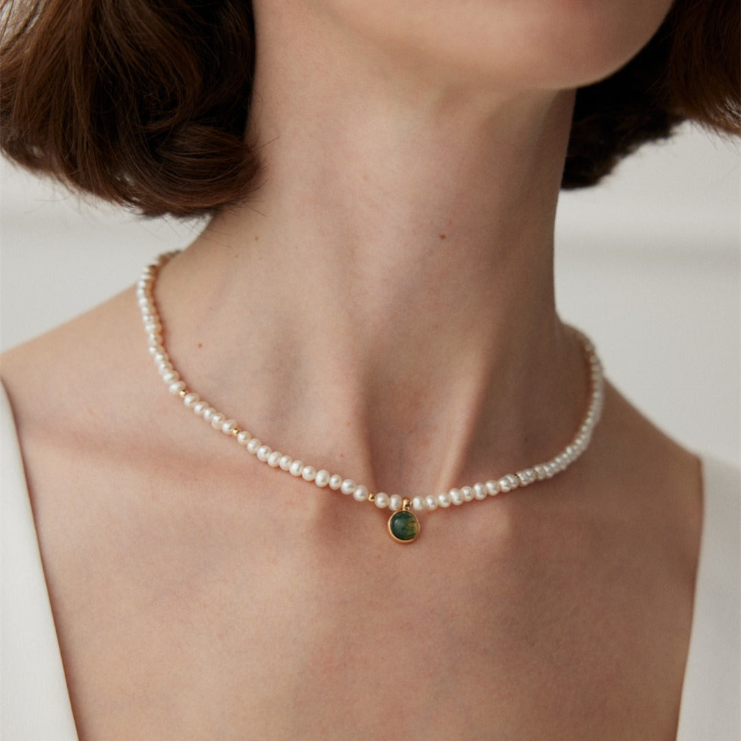 Freshwater Pearl Necklace with Green Agate Pendant