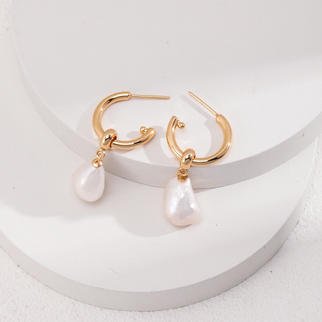 Pearl Hoop Earrings Gold