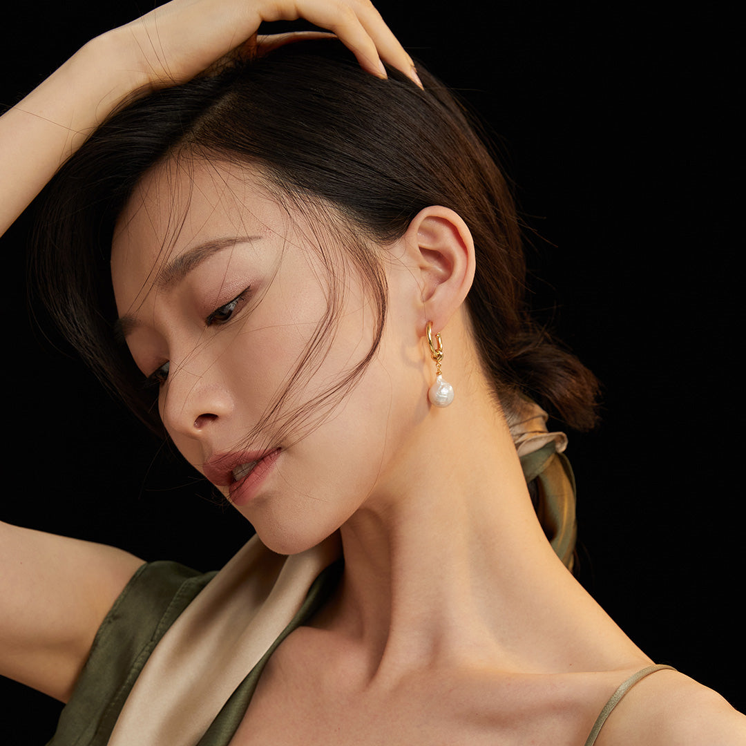 Pearl Hoop Earrings Gold