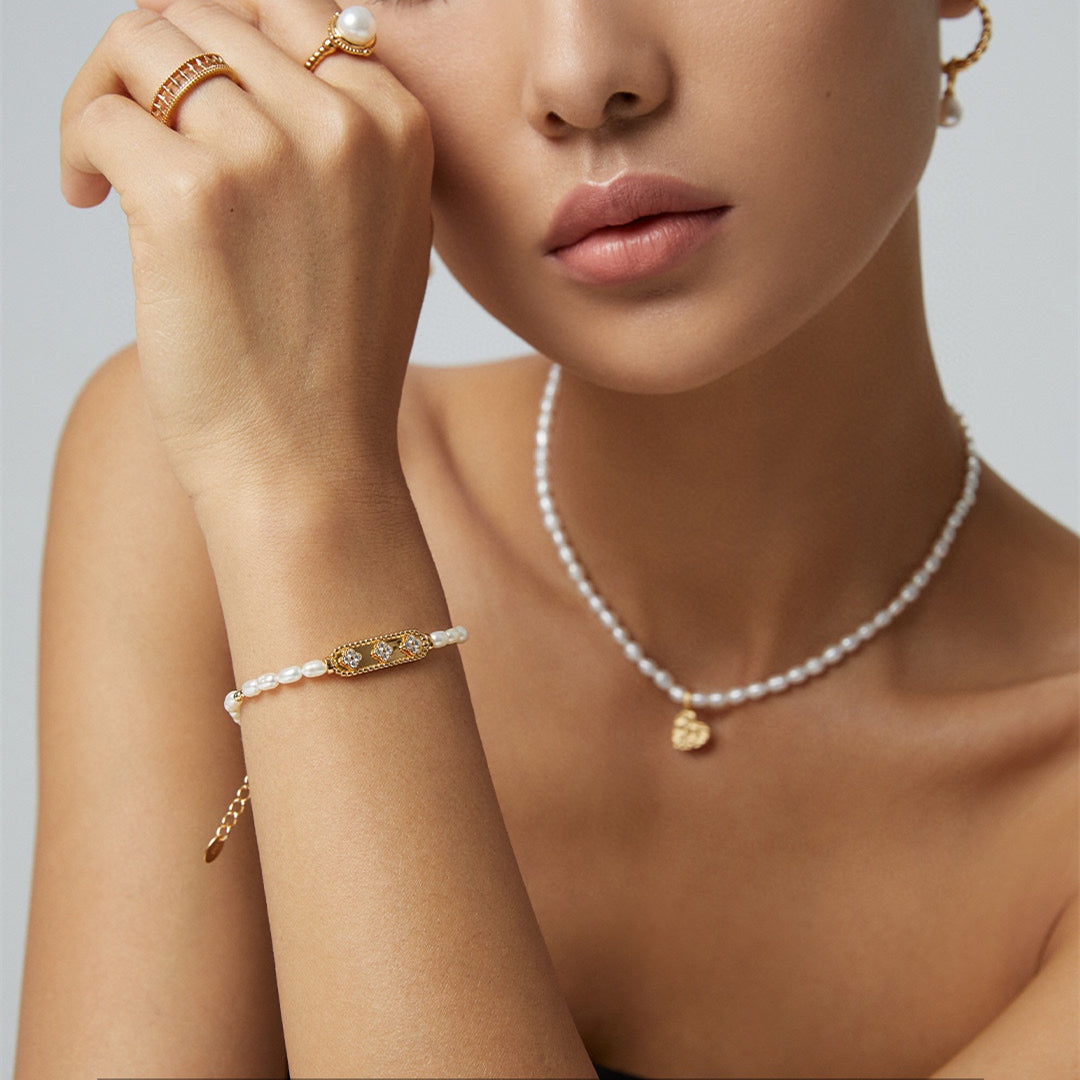 Gold Freshwater Pearl Bar Bracelet